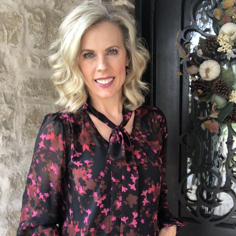 Cabi 3860 Candlelight Blouse Limited Edition Size Medium EUC